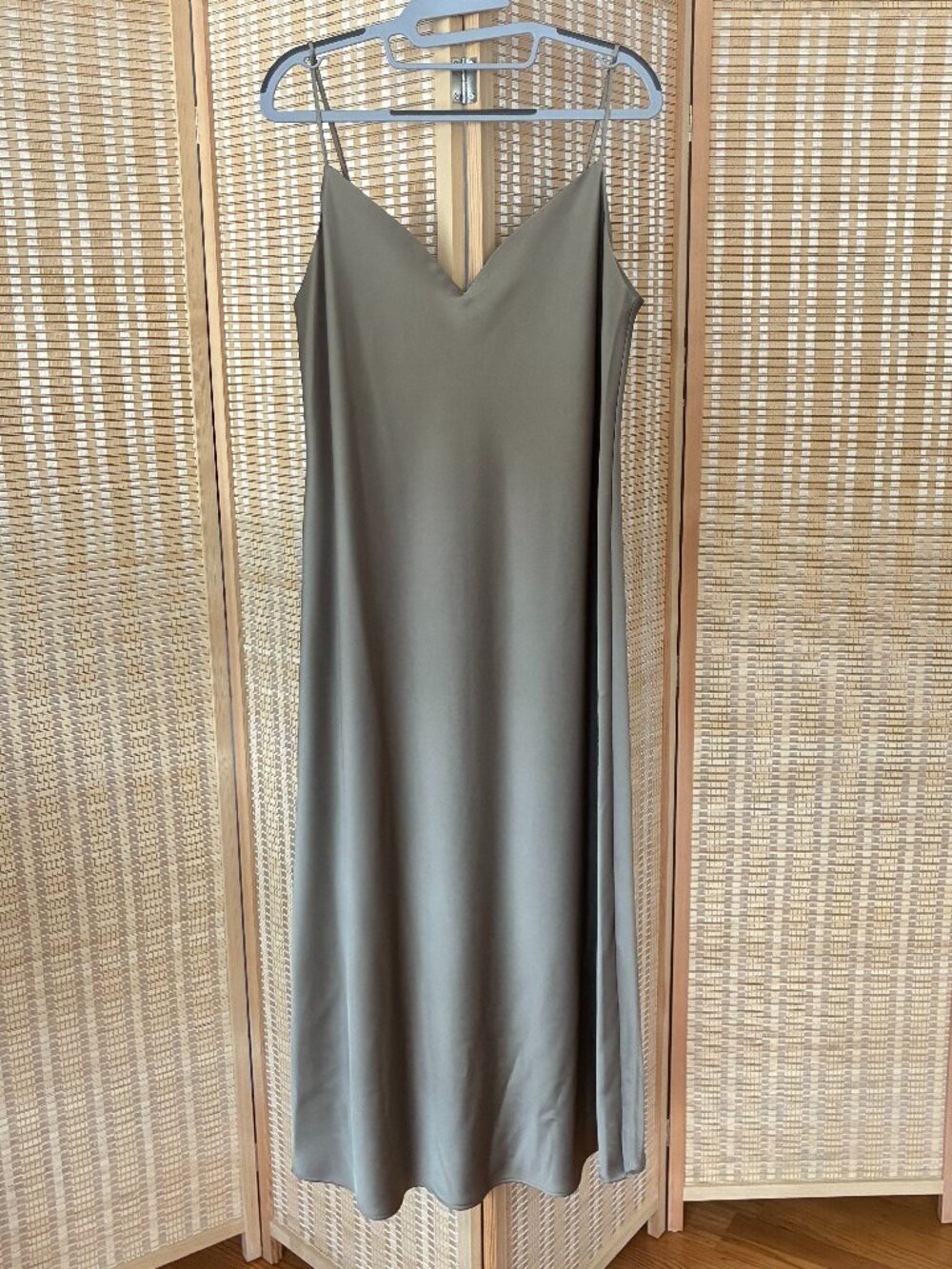 Uniqlo Slip Midi Dress Gold Gray-Green Large